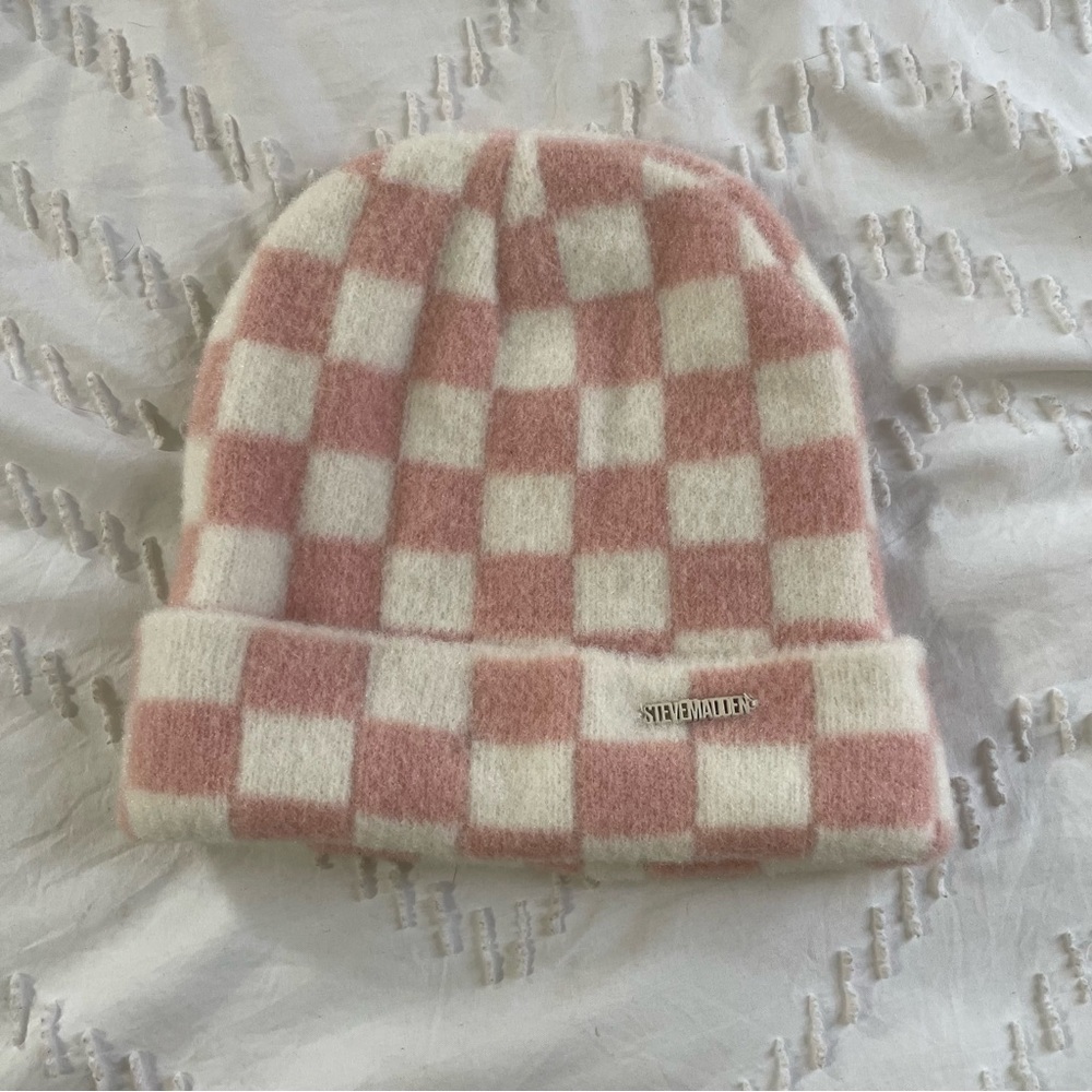 Steve Madden Pink Checkered Beanie